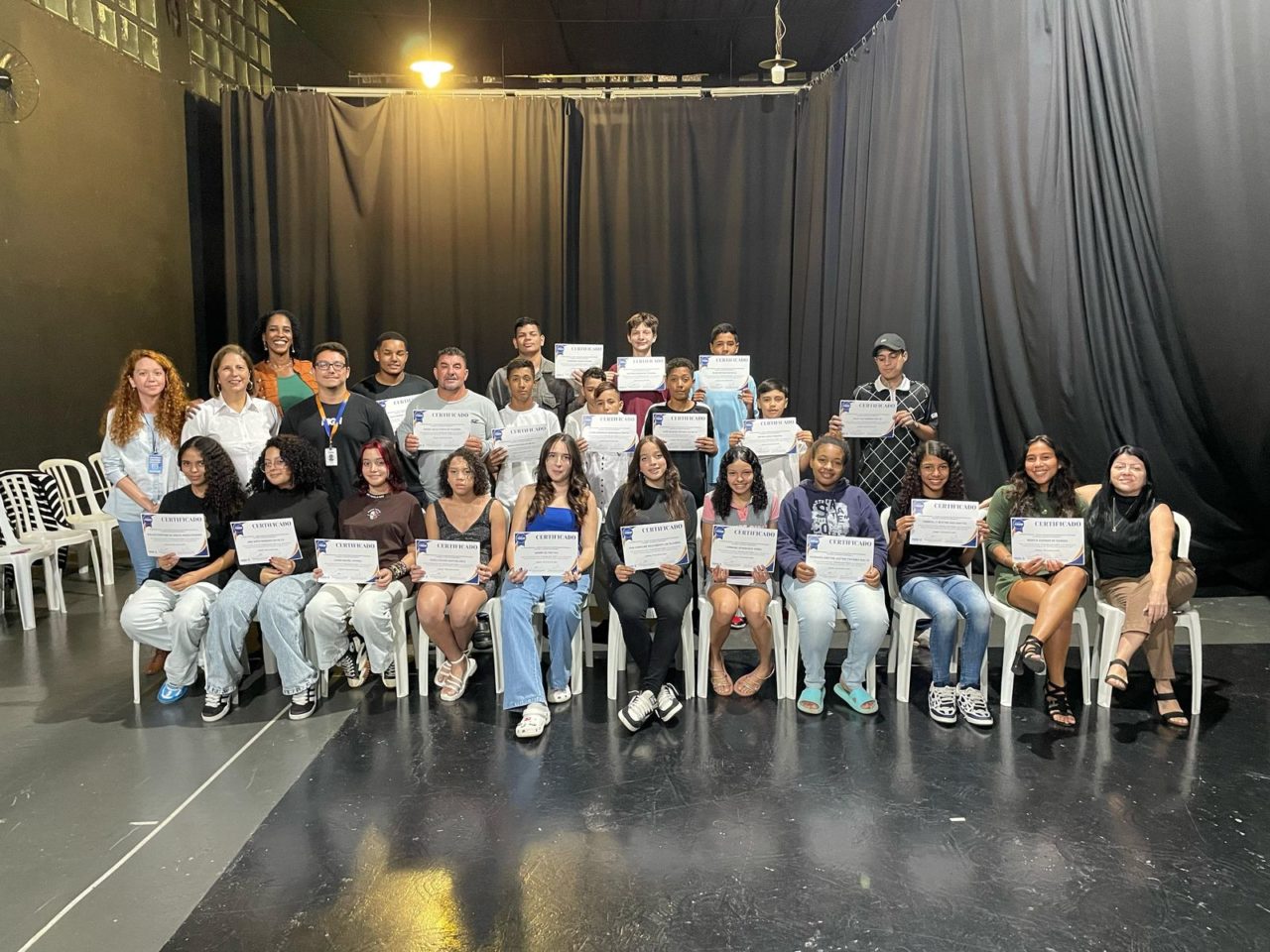 Entrega de certificados marca encerramento da segunda turma do projeto “Conectar para Trilhar” em Cajamar