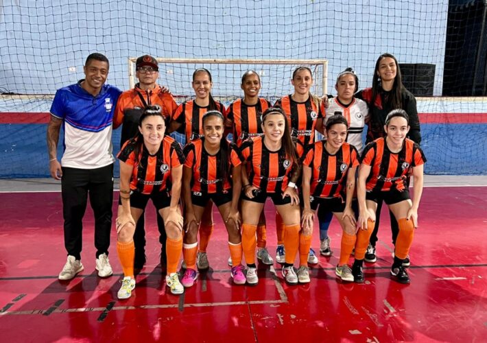 Fênix é campeã da Primeira Liga de Futsal Feminina de Cajamar