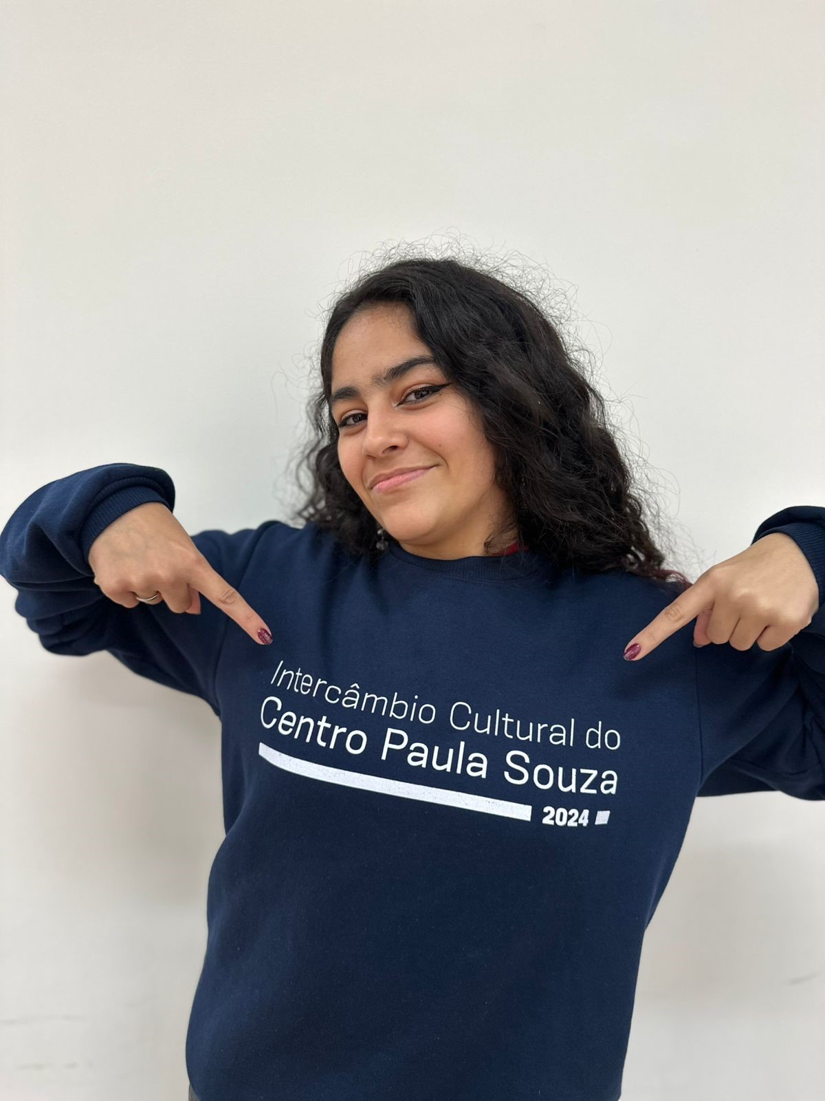 Aluna da ETEC Dr. Emílio Hernandez Aguilar embarca em intercâmbio à Londres através do programa “Prontos para o Mundo”