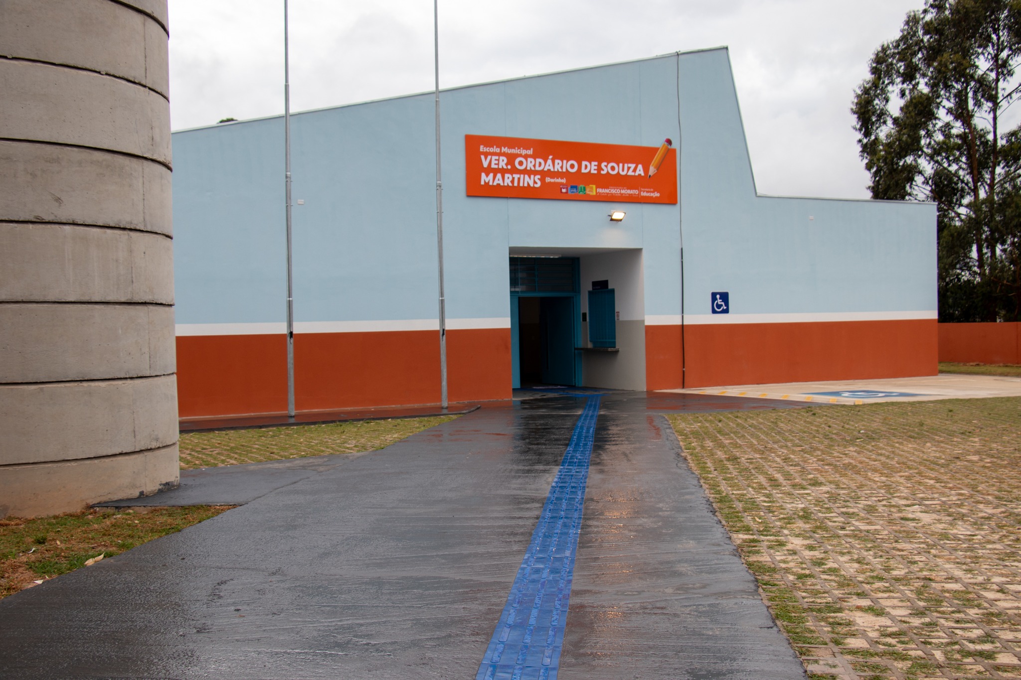 Francisco Morato inaugura Escola Municipal Vereador Ordário de Souza Martins