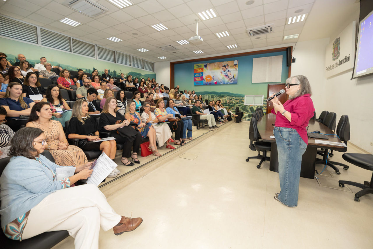Saúde promove capacitação sobre segurança e direitos em instituições geriátricas