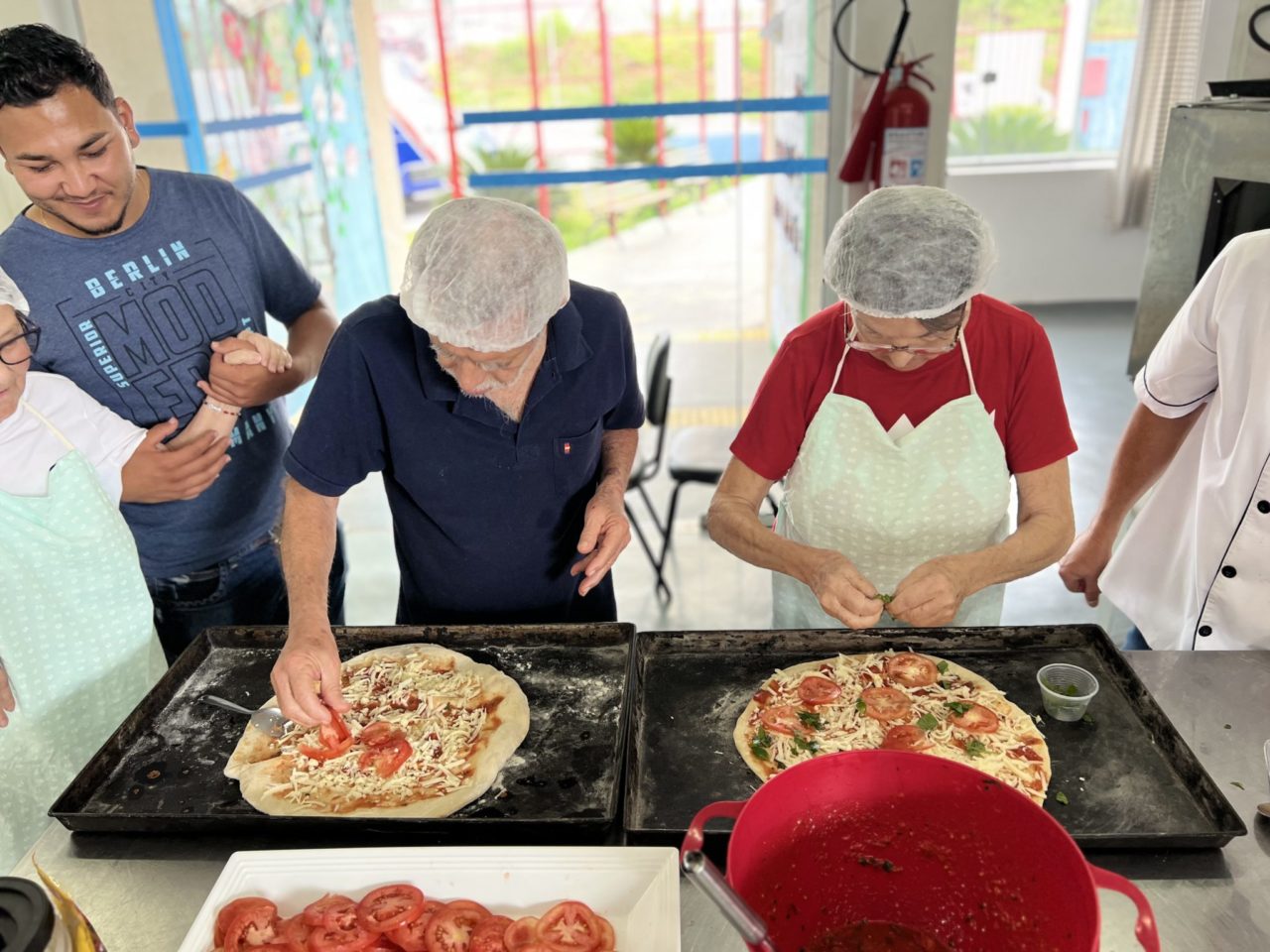 Doce Idade Pizza movimenta Centro Dia do Idoso