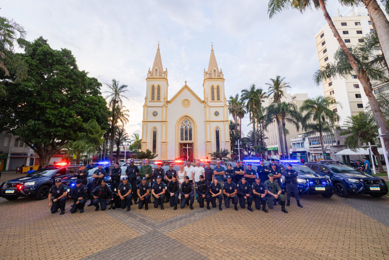 Prefeitura reforça prioridade na Segurança com entrega de 20 novas viaturas para a Guarda Municipal