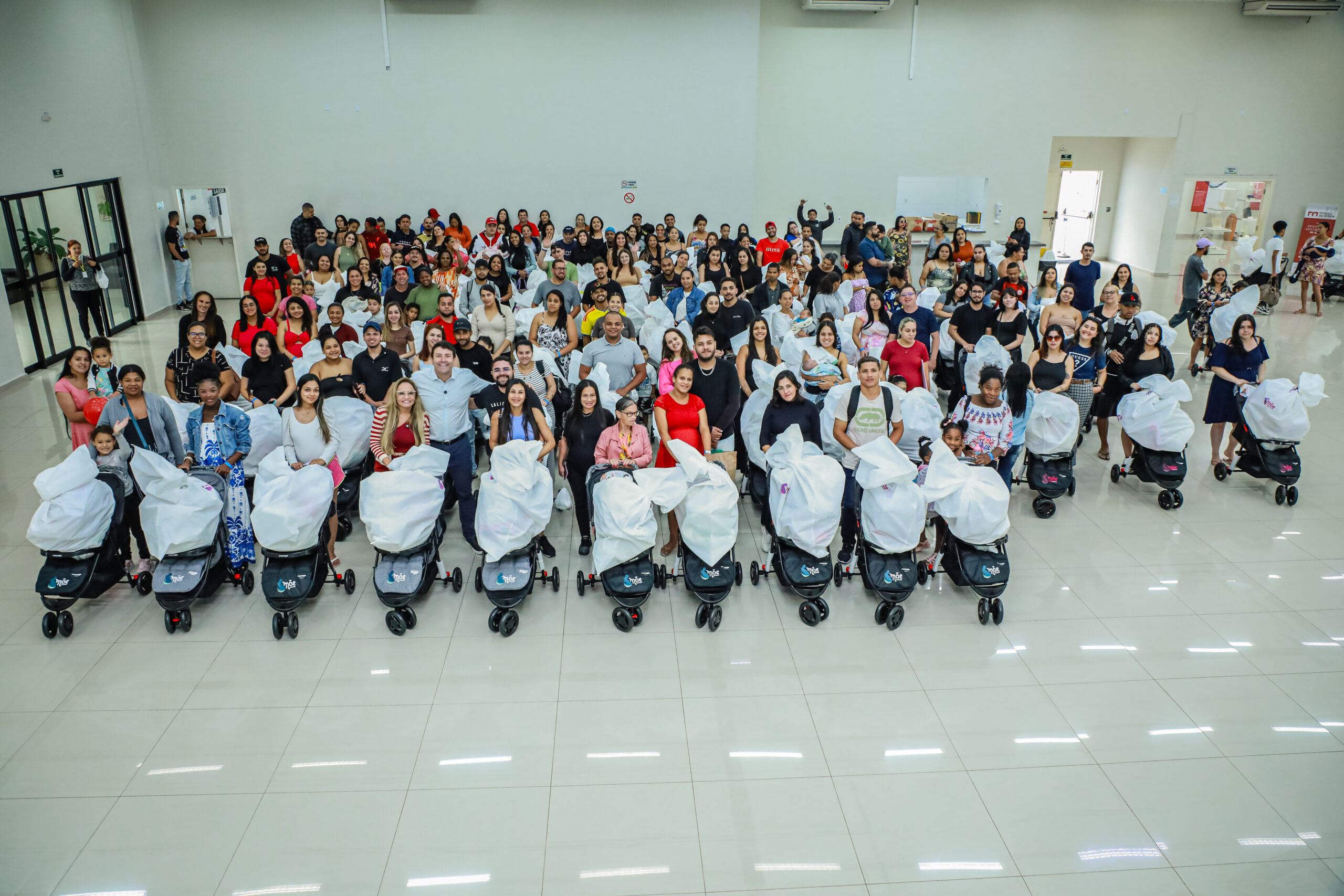 Prefeitura reforça apoio às gestantes com entrega do kit Mãe Parnaibana