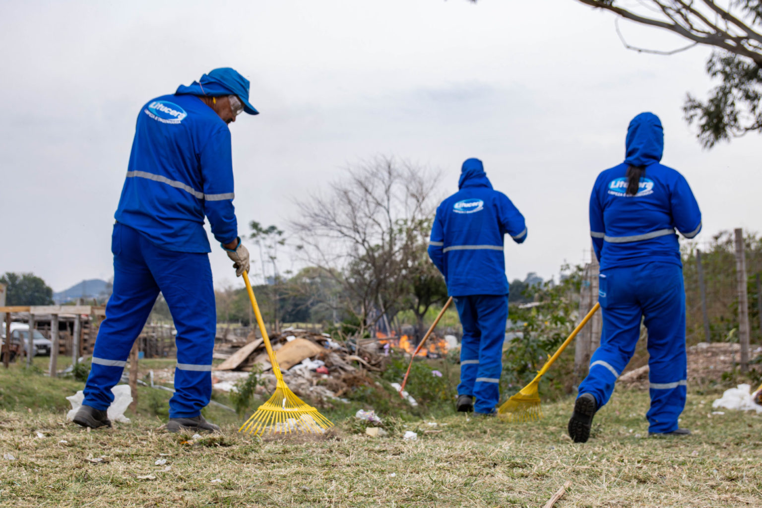 Mutirão ‘Quem Ama, Cuida’ atua na região do Gramadão com serviços de zeladoria e conservação