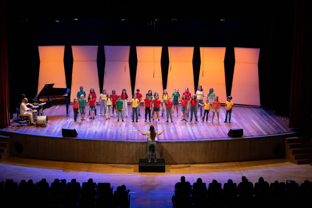 Credenciamento gratuito para novas vagas nos Corais Municipais segue aberto